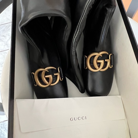 Gucci ! These are honestly the perfect black boot! Its fall lets do this ! 🥰 - Picture 5 of 11